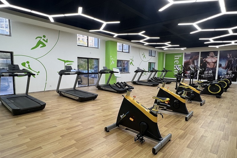 1721897084451968530D.jpg 运动器材_看图王.jpg