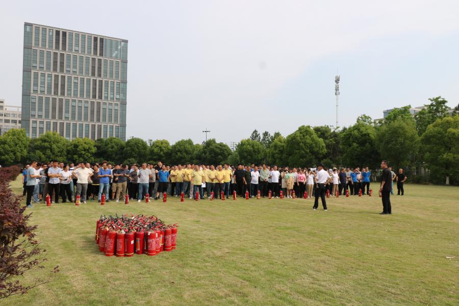 2025年球盟会海宁工厂消防演习 (12).jpg