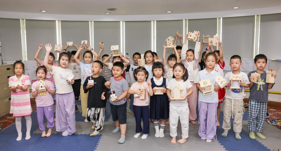 17558443932684774EB8.jpg AWP_1485.jpg